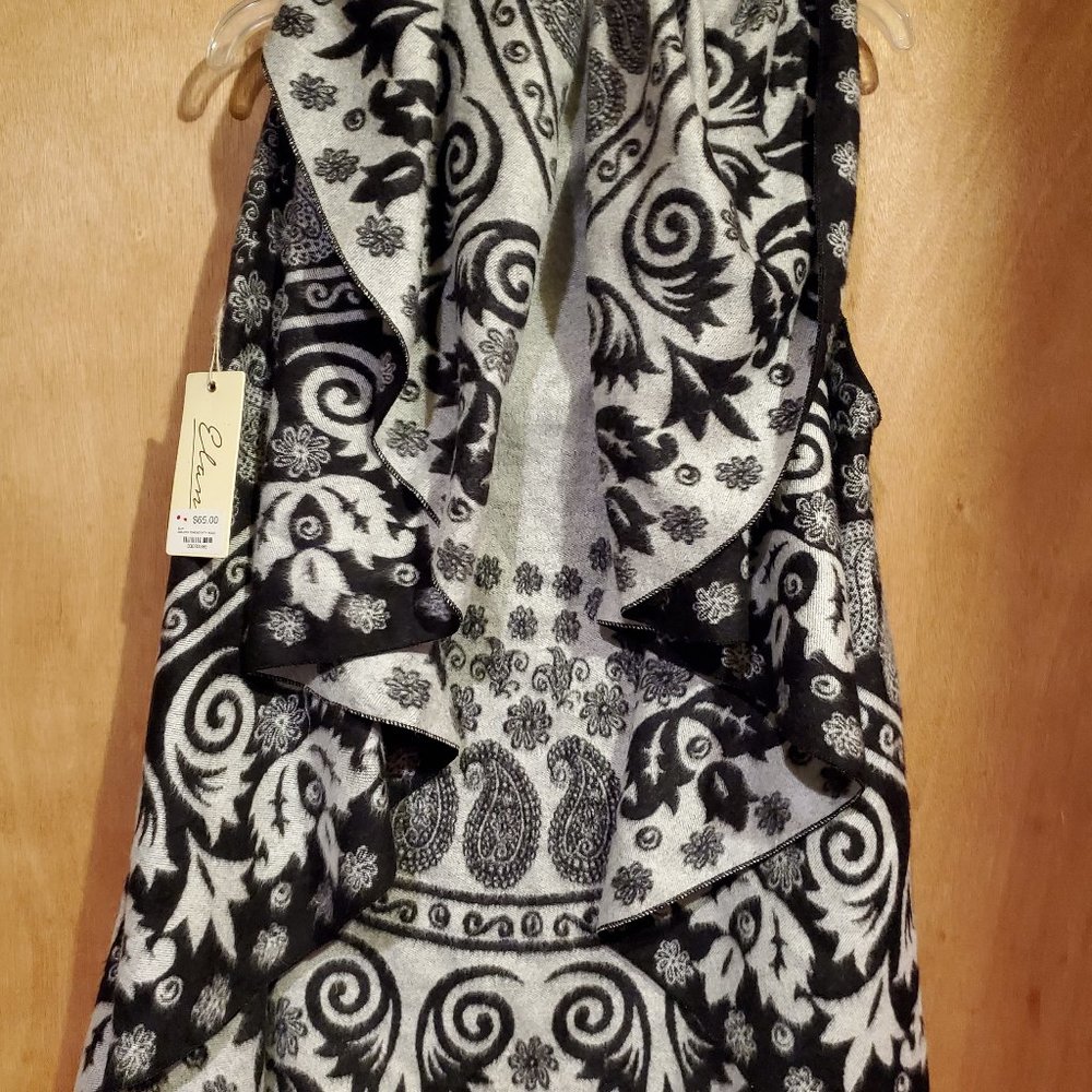 Short Sleeve Pancho with hood